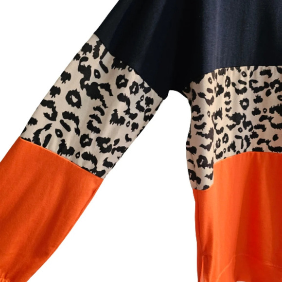TRENDSI EXCLUSIVE Orange, Navy, Leopard Print Long Sleeve Top - Picture 3 of 6